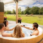 Voco The Club - Dublin Gateway By Ihg 4* 나스
