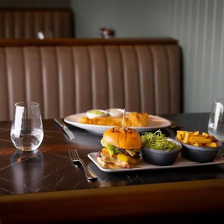 Voco The Club - Dublin Gateway By Ihg Hotel 4*