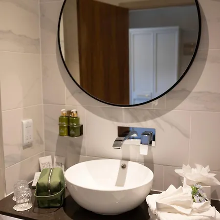 Voco The Club - Dublin Gateway By Ihg 4* Naas