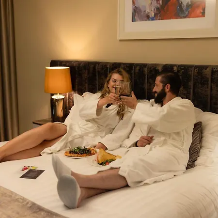 Voco The Club - Dublin Gateway By Ihg Hotel 4*
