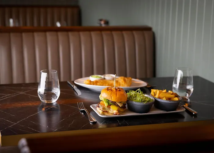 Voco The Club - Dublin Gateway By Ihg Отель 4*