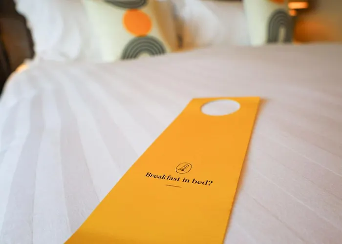 Отель Voco The Club - Dublin Gateway By Ihg Нейс