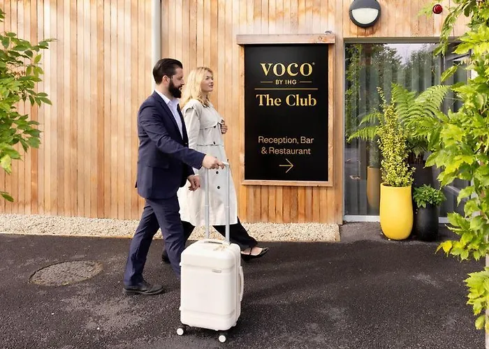Отель Voco The Club - Dublin Gateway By Ihg 4*