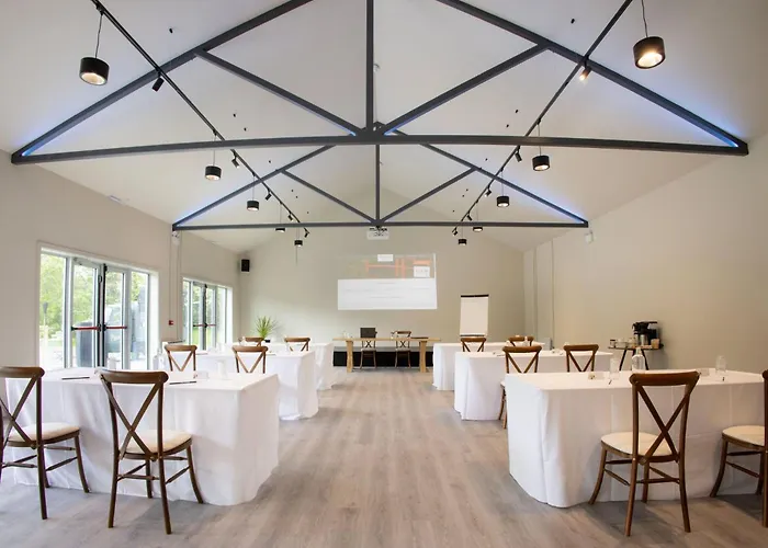 Voco The Club - Dublin Gateway By Ihg Нейс