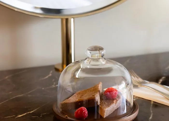 Voco The Club - Dublin Gateway By Ihg Нейс